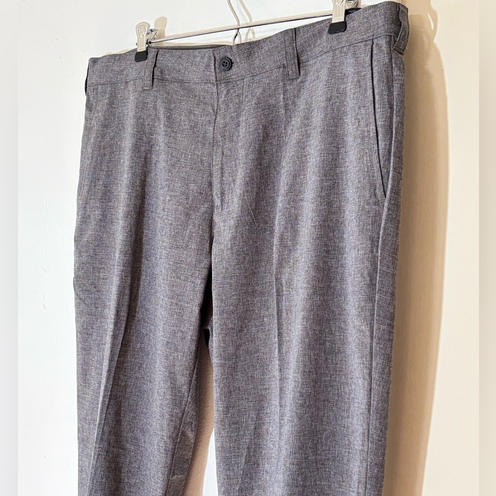 Ben Hogan Golf Pants Lightweight Fabric , Hidden Elastic Waist Size 36x30